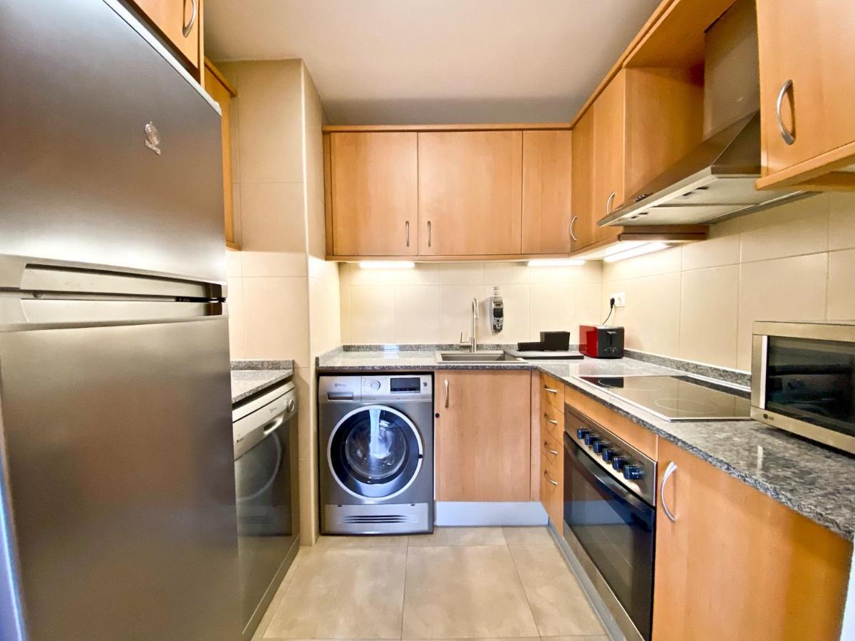 Urban Manresa-City Center Apartment With Balcony Экстерьер фото