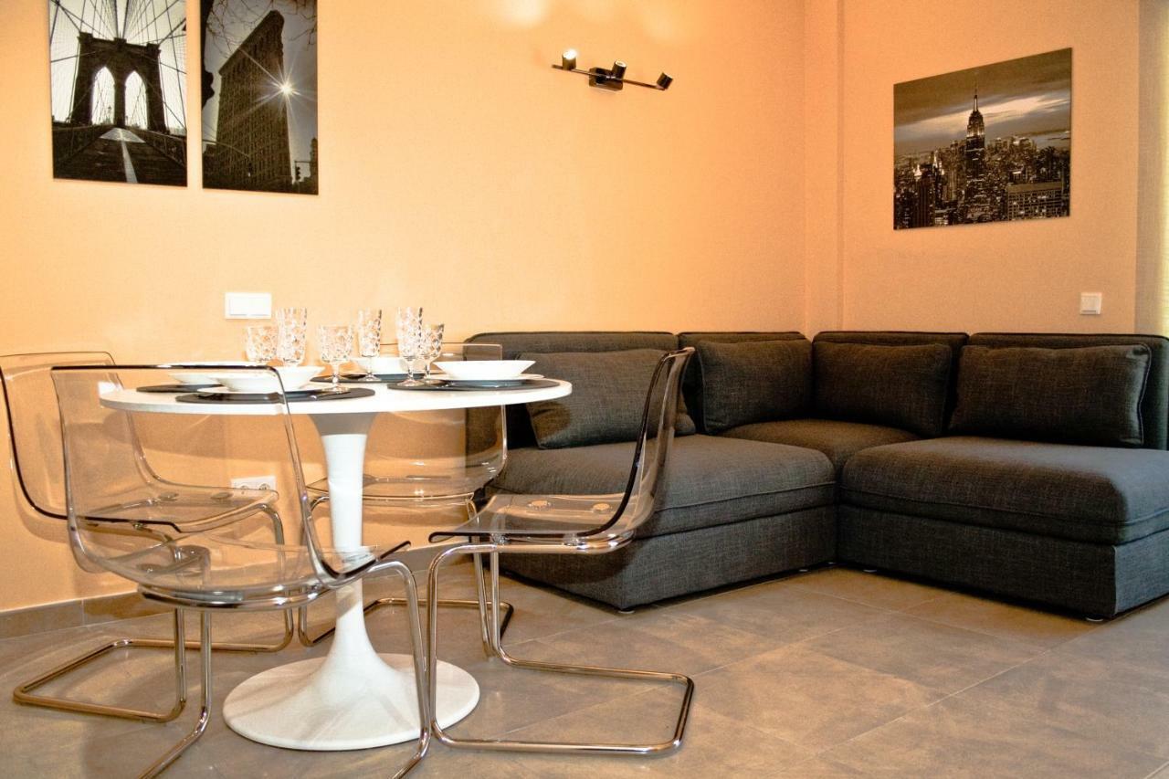Urban Manresa-City Center Apartment With Balcony Экстерьер фото